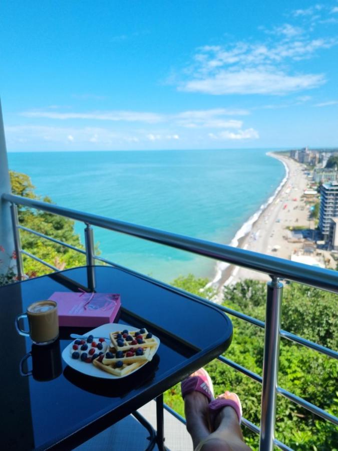 Calypso Kvariati Hotel エクステリア 写真