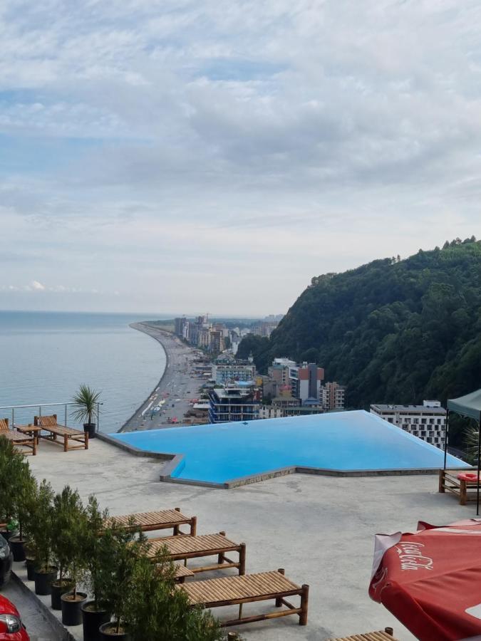 Calypso Kvariati Hotel エクステリア 写真